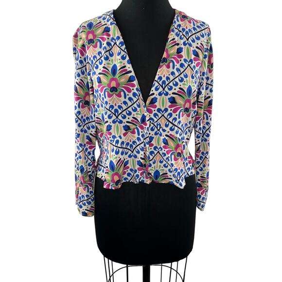 ZARA White Blue Red Print Bell Sleeve V-Neckline Button Down Shirt Size M Medium - Picture 2 of 9